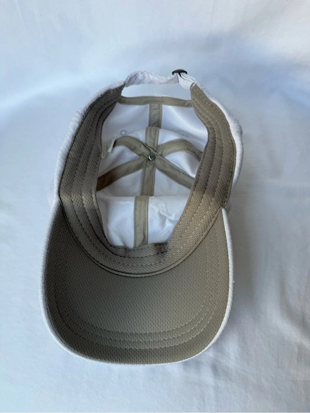 GAIAM White Baseball Cap Interior with Brand Tag